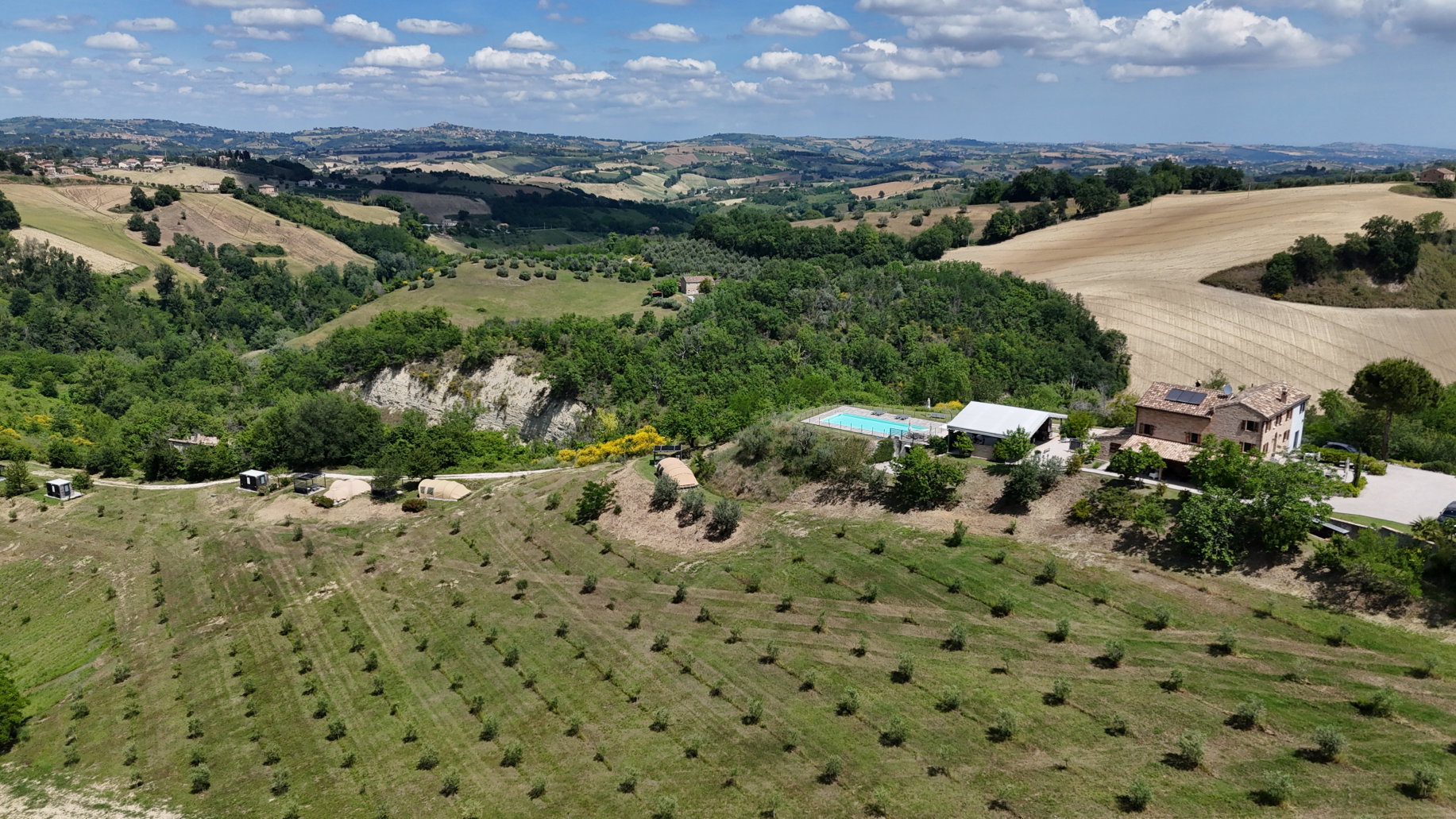 Agriturismo with glamping and pool