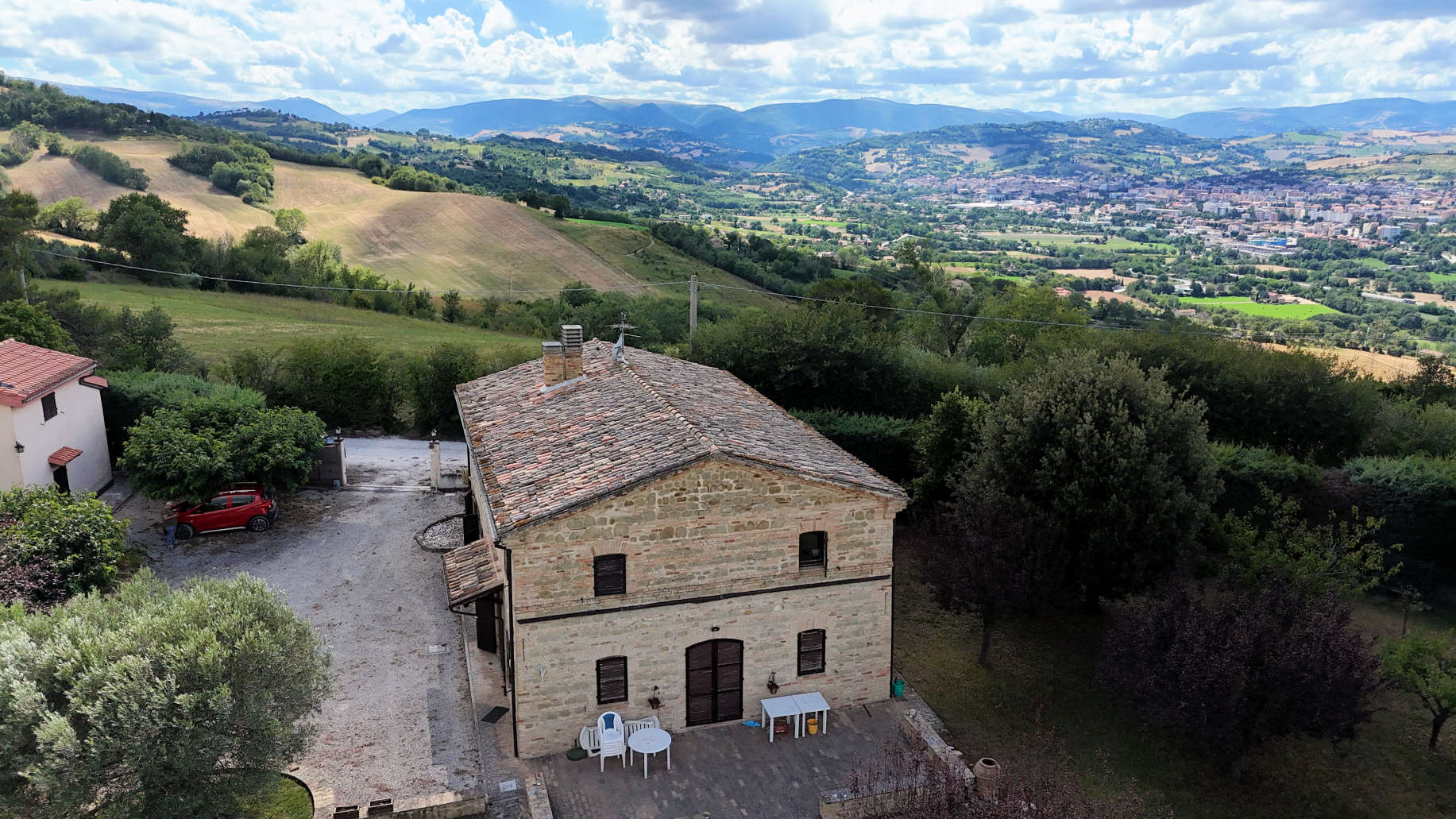 Stone Villa in Le Marche