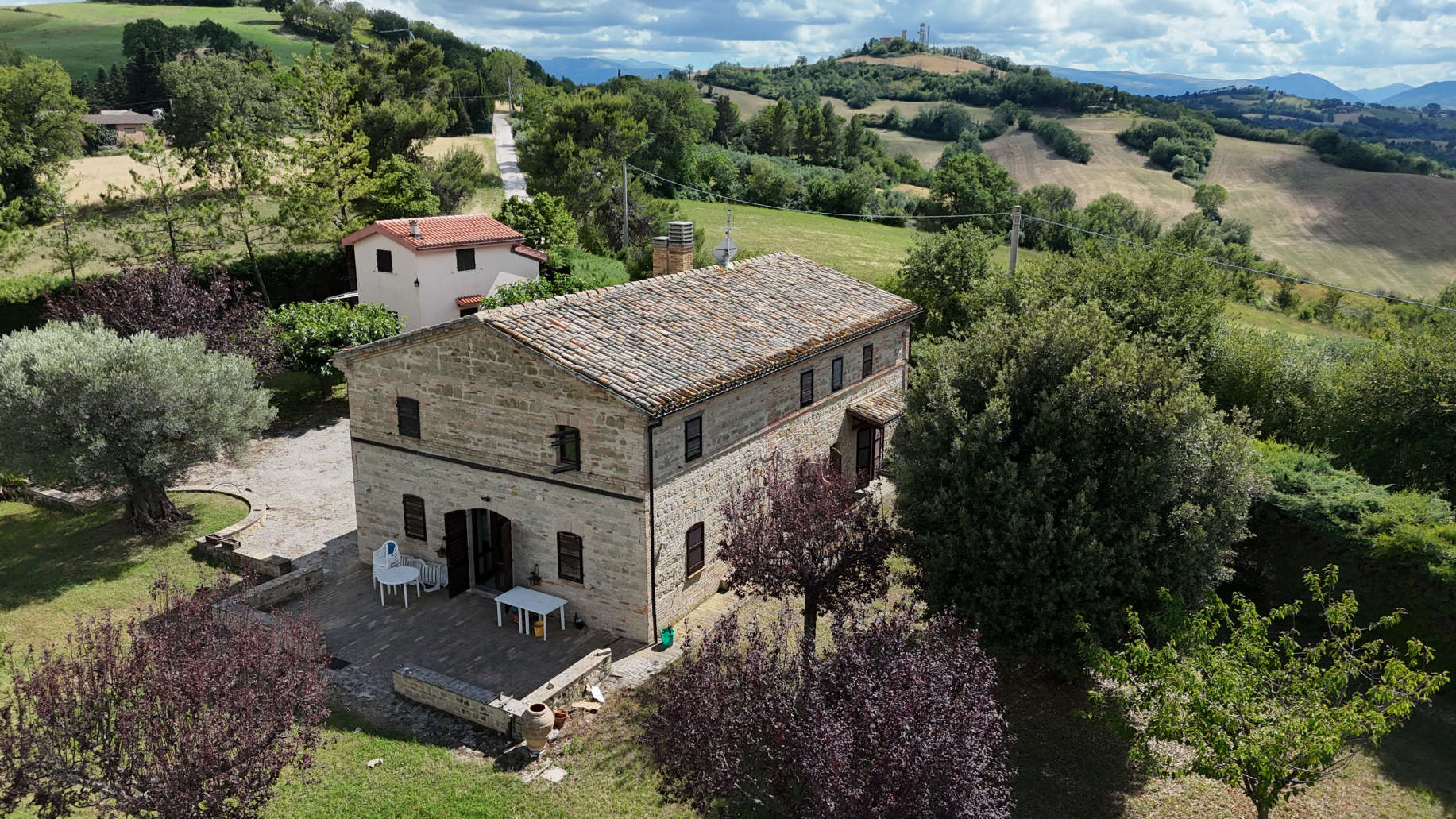 Stone Villa in Le Marche