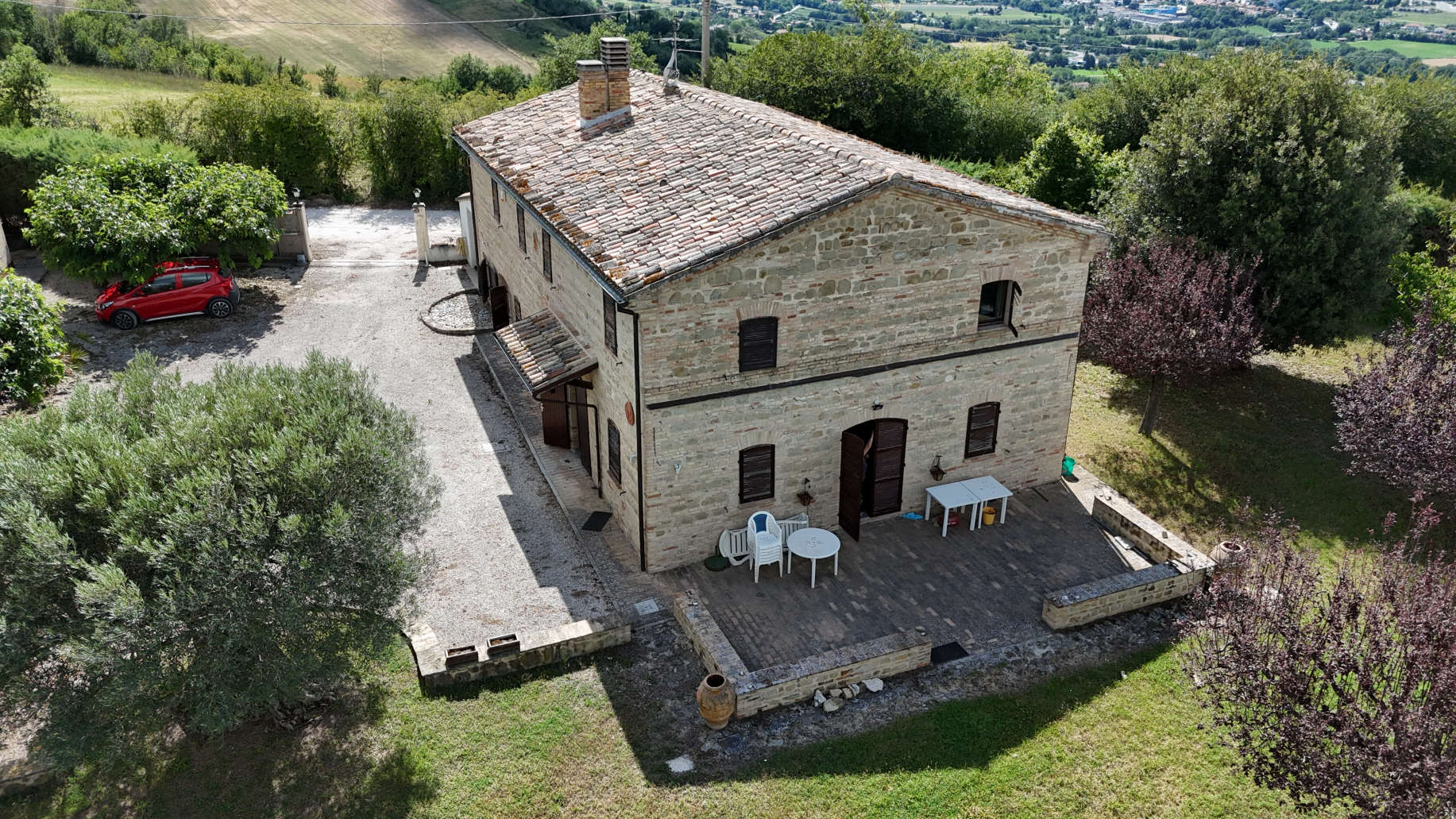 Stone Villa in Le Marche