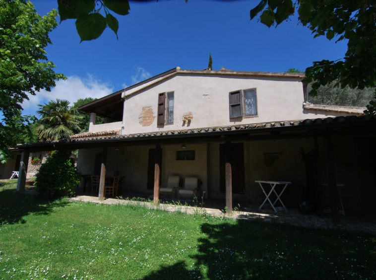 Agriturismo for sale in Le Marche