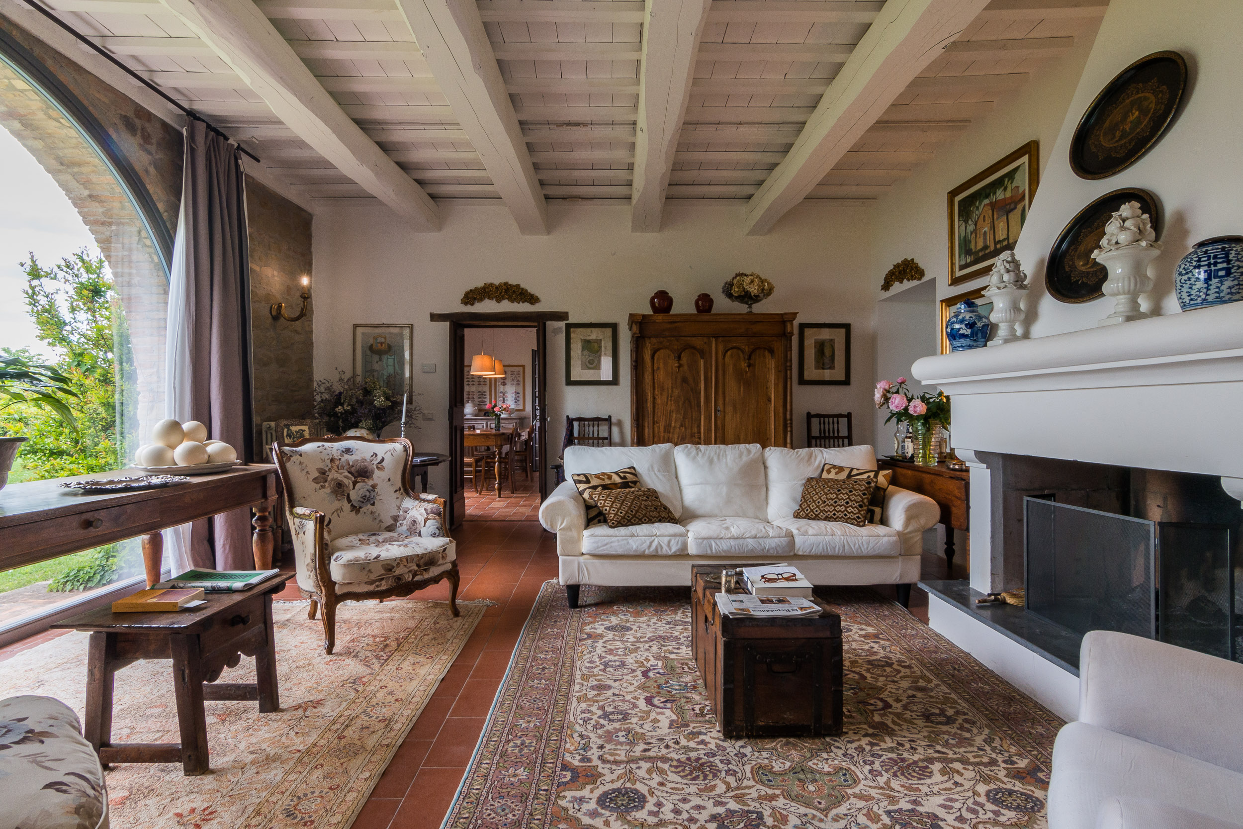 Farmhouse with pool in San Ginesio