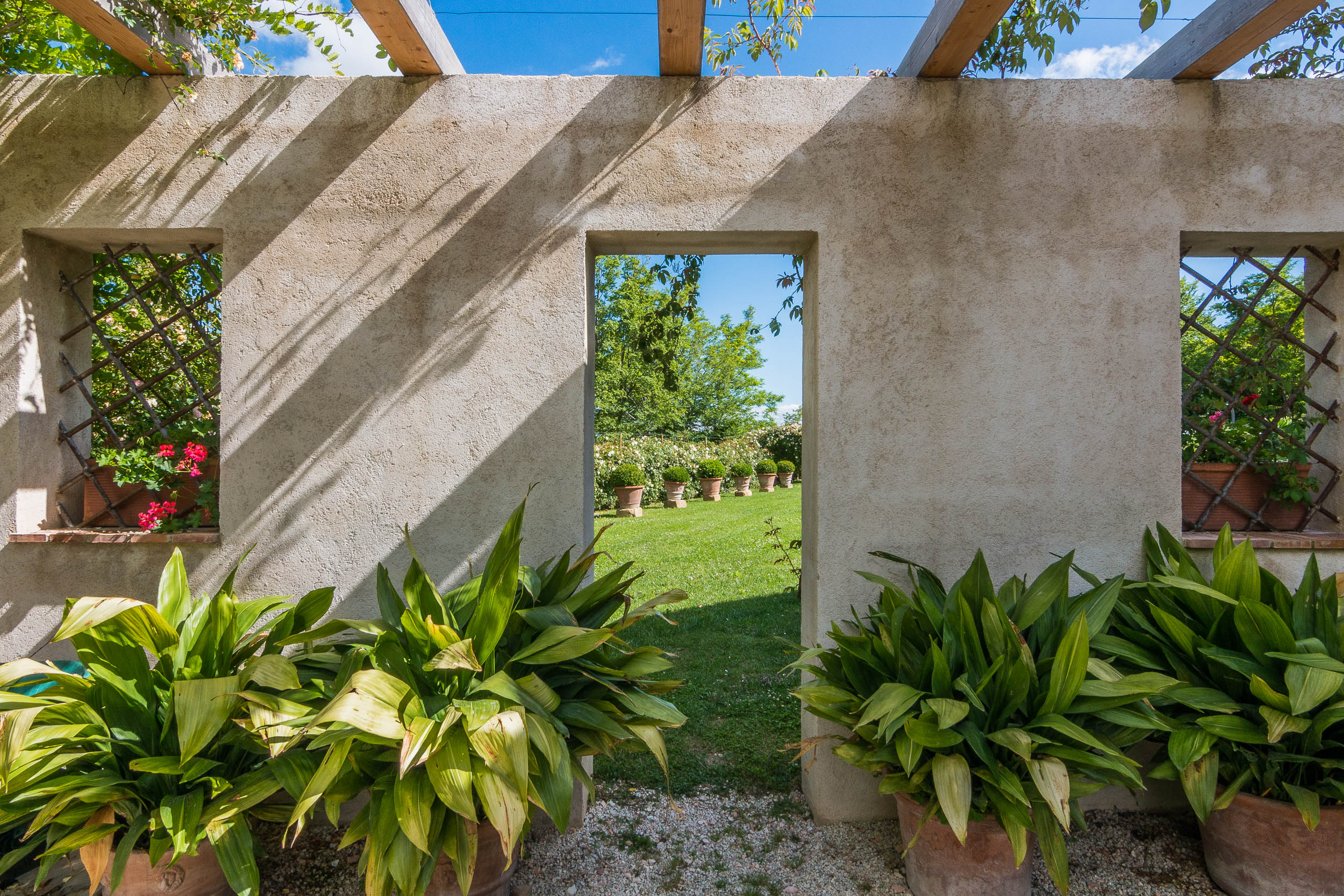 Farmhouse with pool in San Ginesio