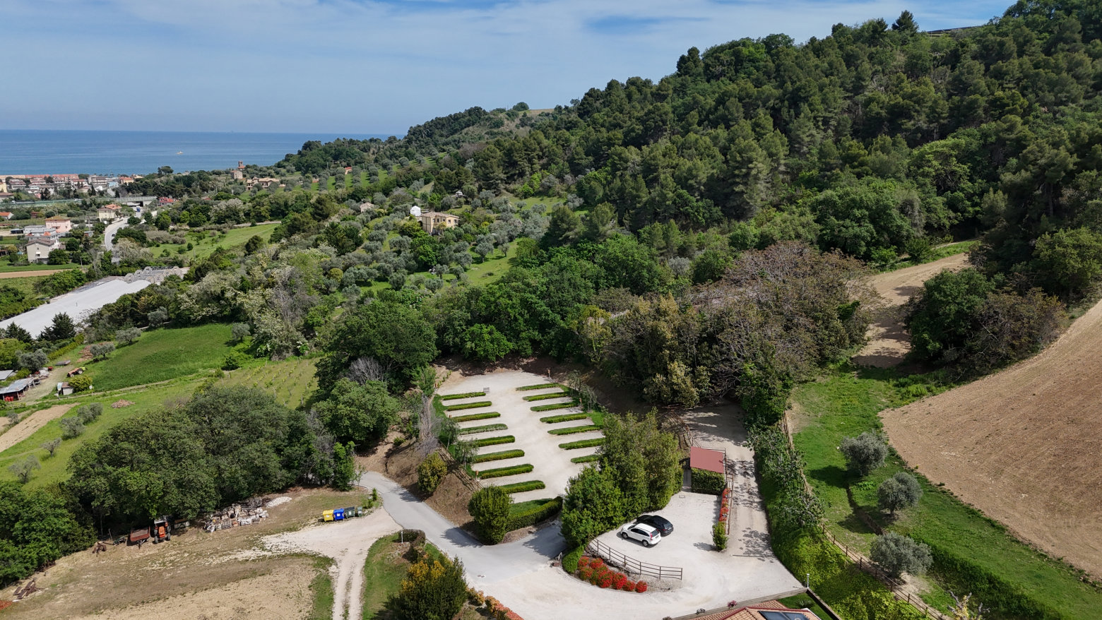 Agriturismo with sea view in Le Marche