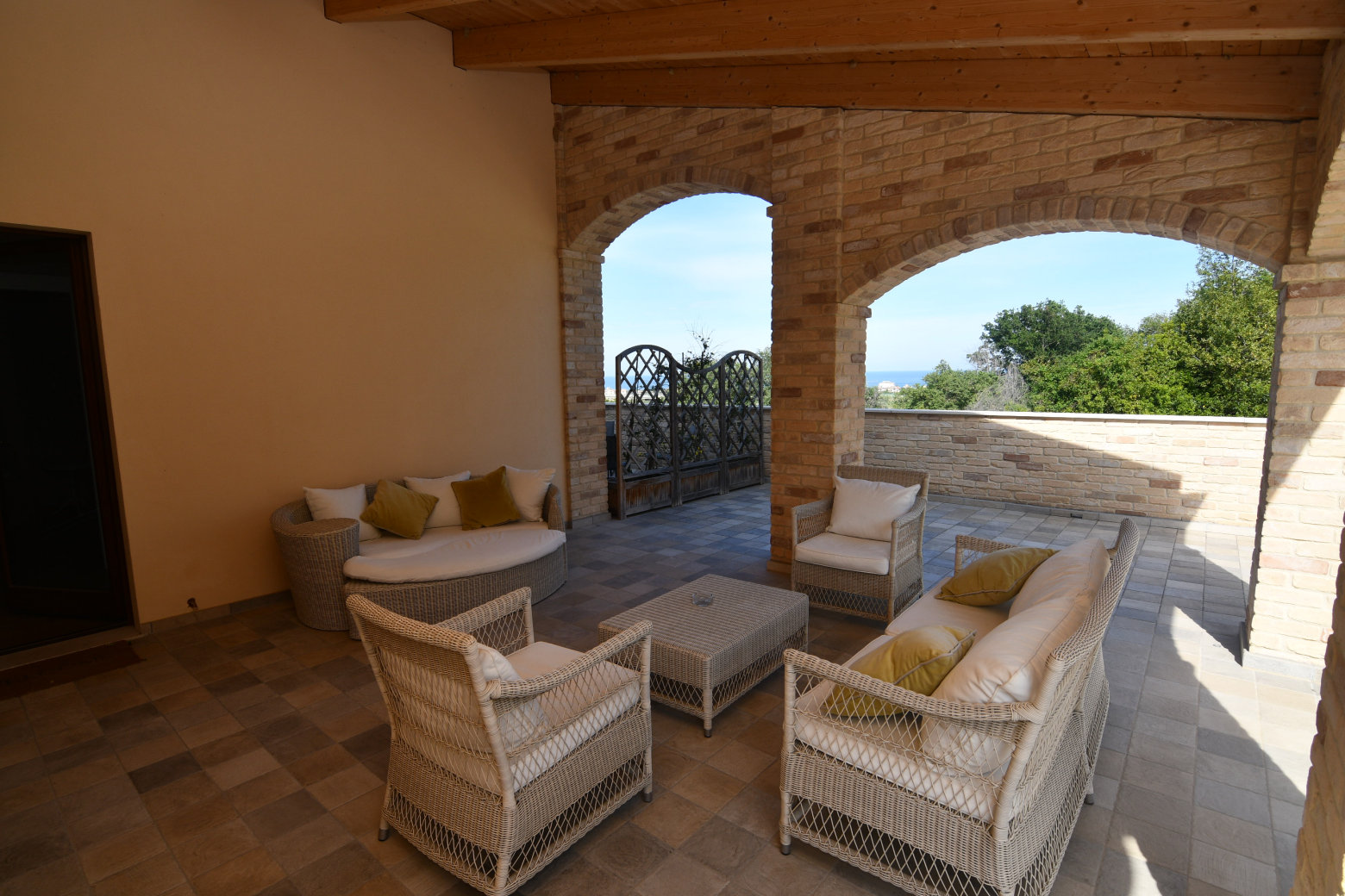 Agriturismo with sea view in Le Marche