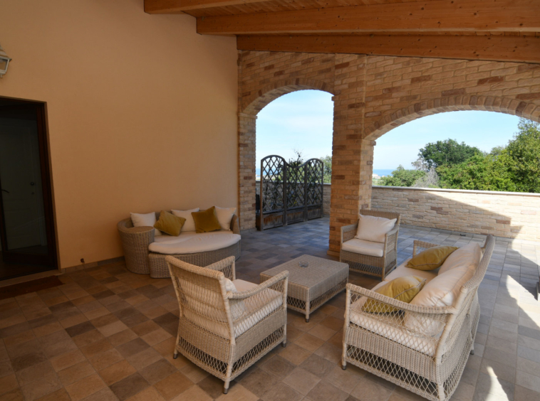 Agriturismo with sea view in Le Marche