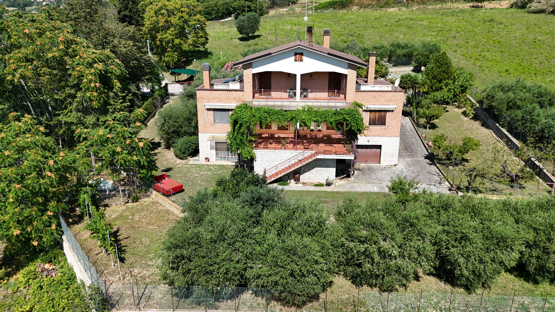 Villa with sea view in Le Marche