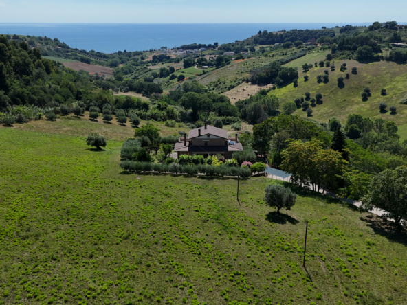 Villa with sea view in Le Marche