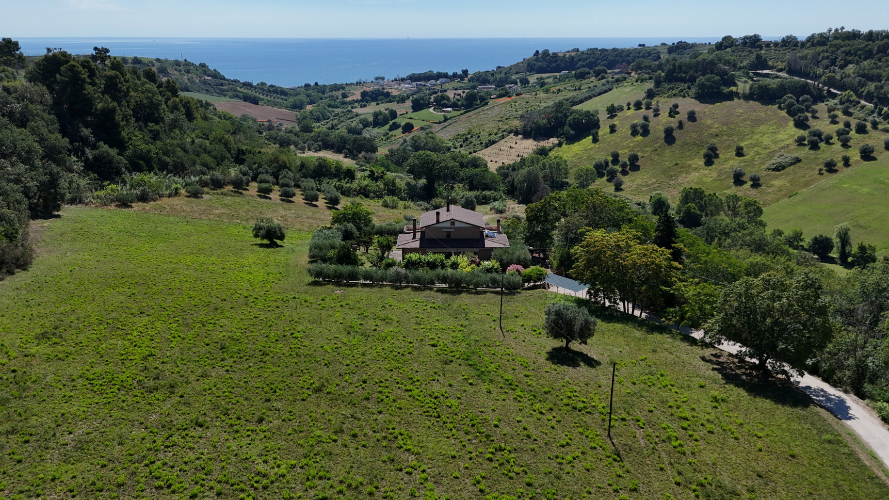 Villa with sea view in Le Marche