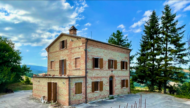 Country house near Sarnano