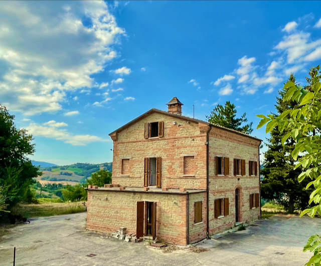 Country house near Sarnano