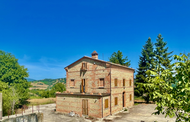 Country house near Sarnano