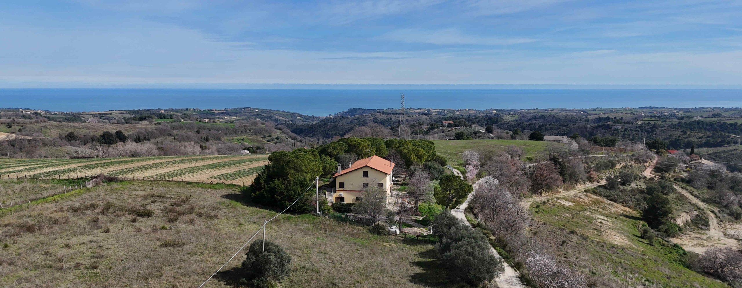 Country with sea view in RIpatransone