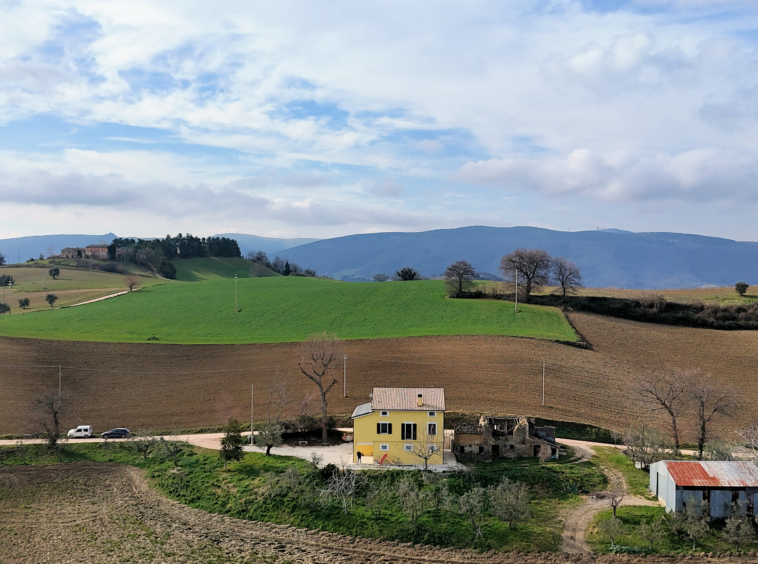 Country house in Le Marche